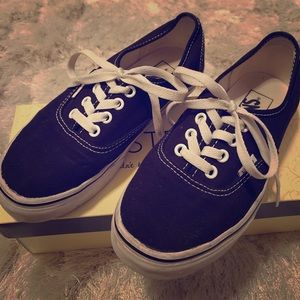 Authentic black Vans